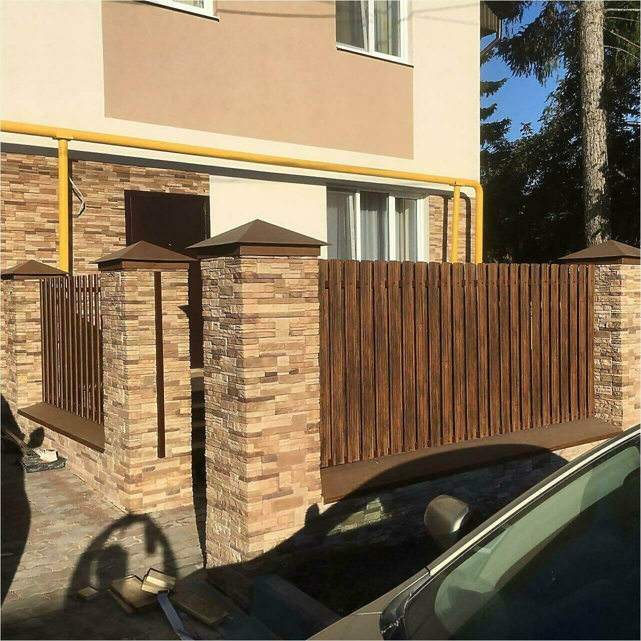 забор из штакетника 70м каштан фото3 в Брянске