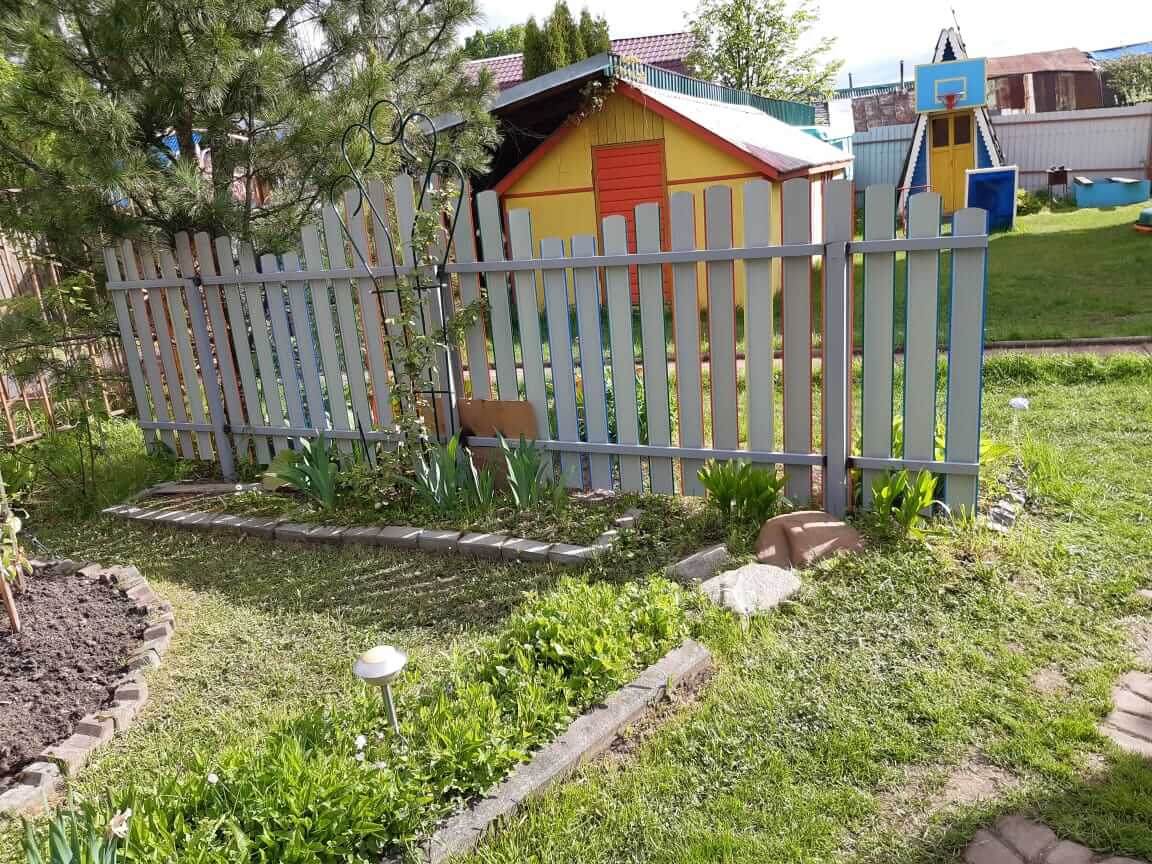 забор из разноцветного штакетника односторонний фото3 в Брянске
