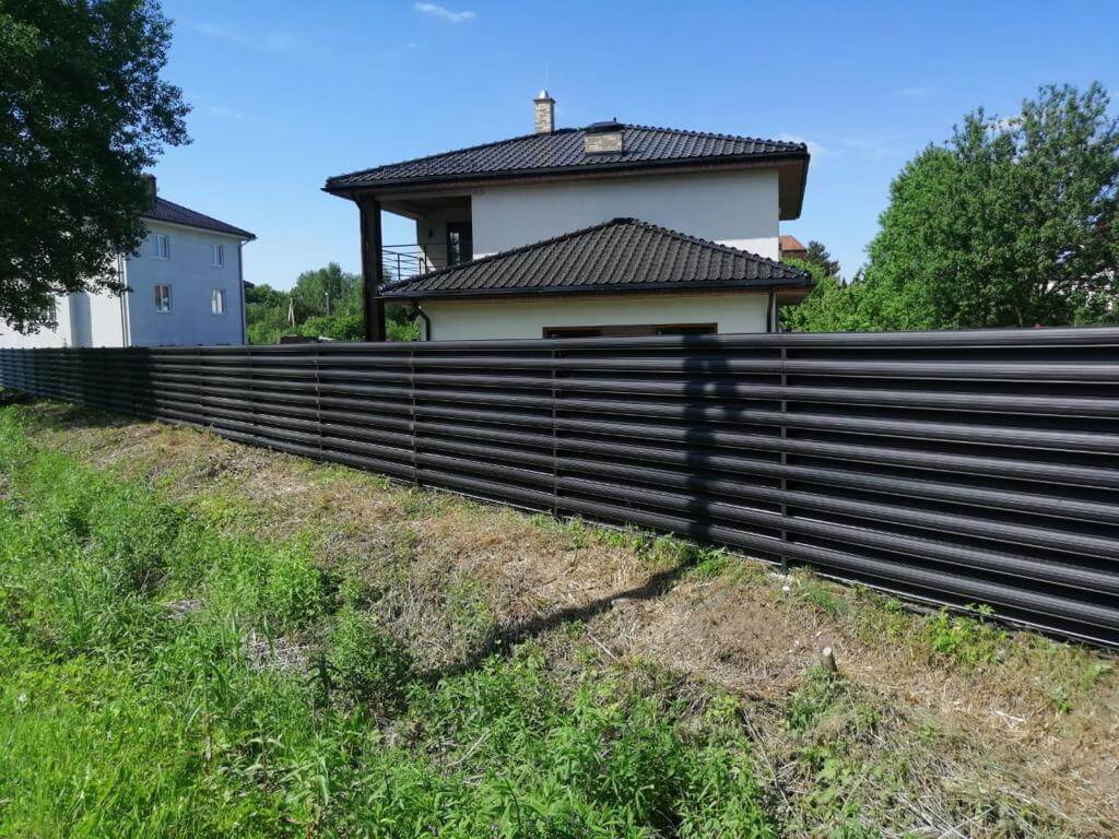 забор из штакетника Черный Стальной Бархат фото4 в Брянске
