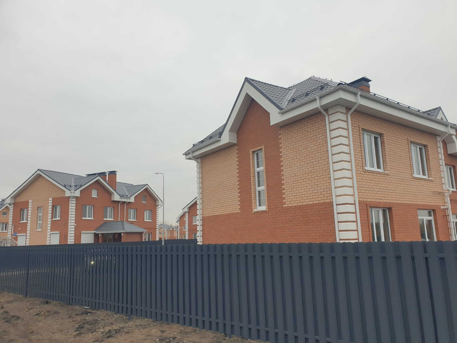 Забор из штакетника 230м Серый Графит фото1 в Брянске