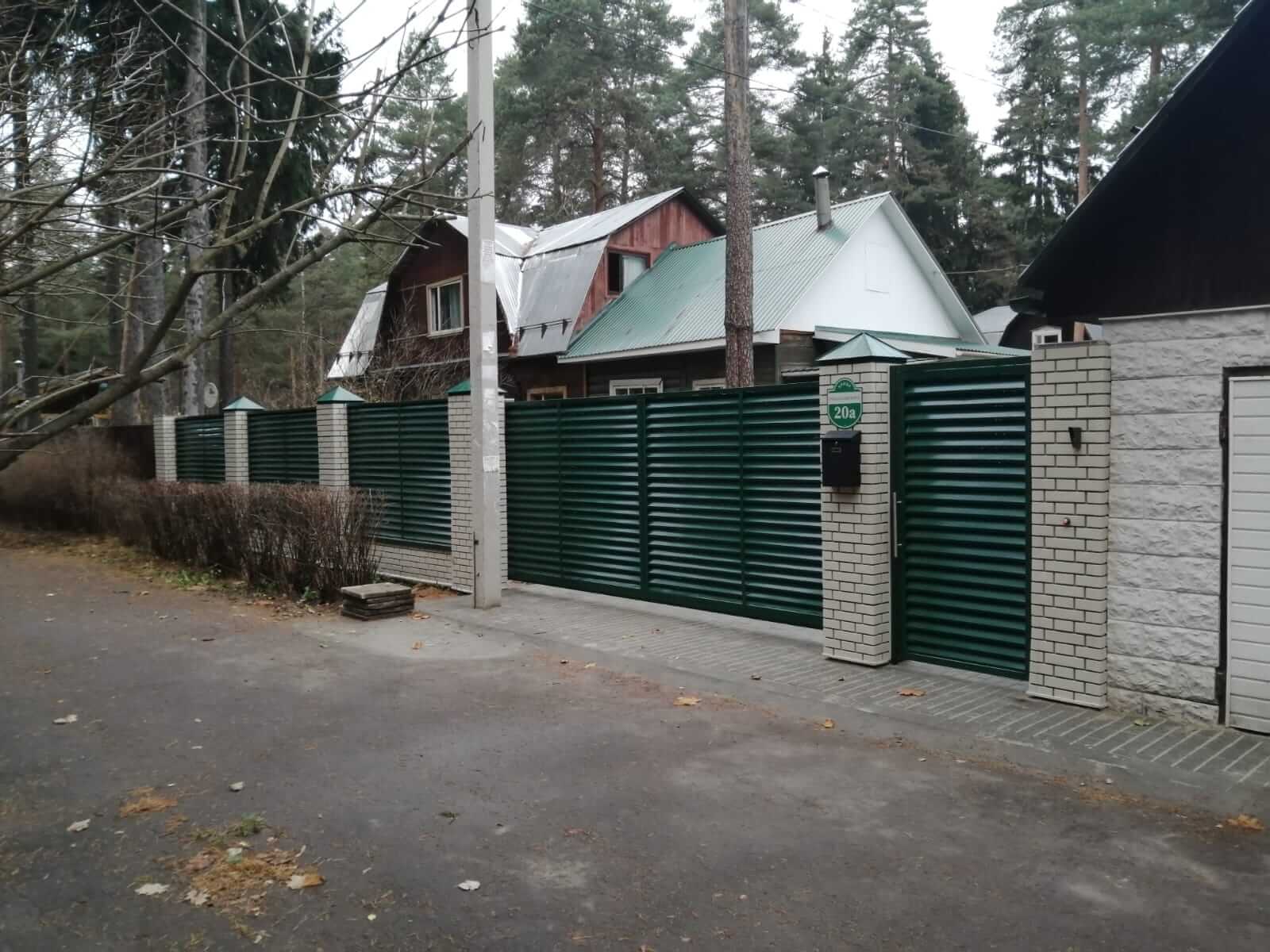 Забор-жалюзи с ламелями ЭКО-Z Зеленый Мох фото1 в Брянске