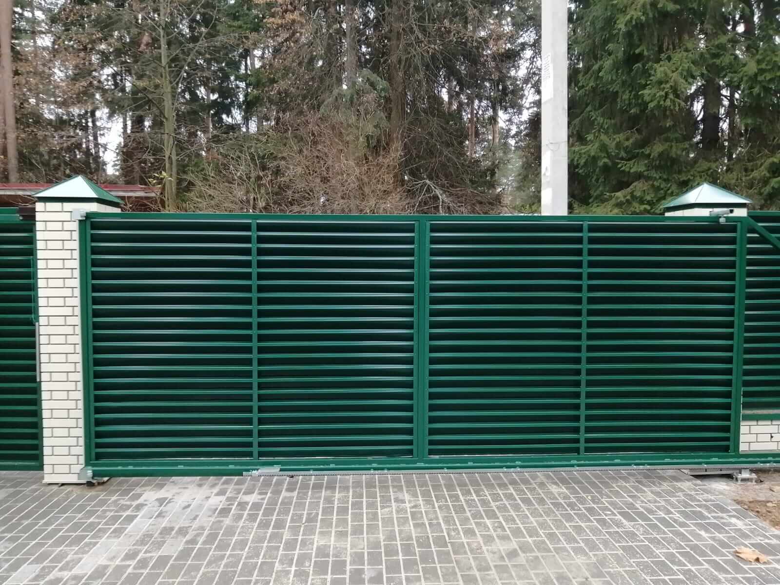 Забор-жалюзи с ламелями ЭКО-Z Зеленый Мох фото3 в Брянске