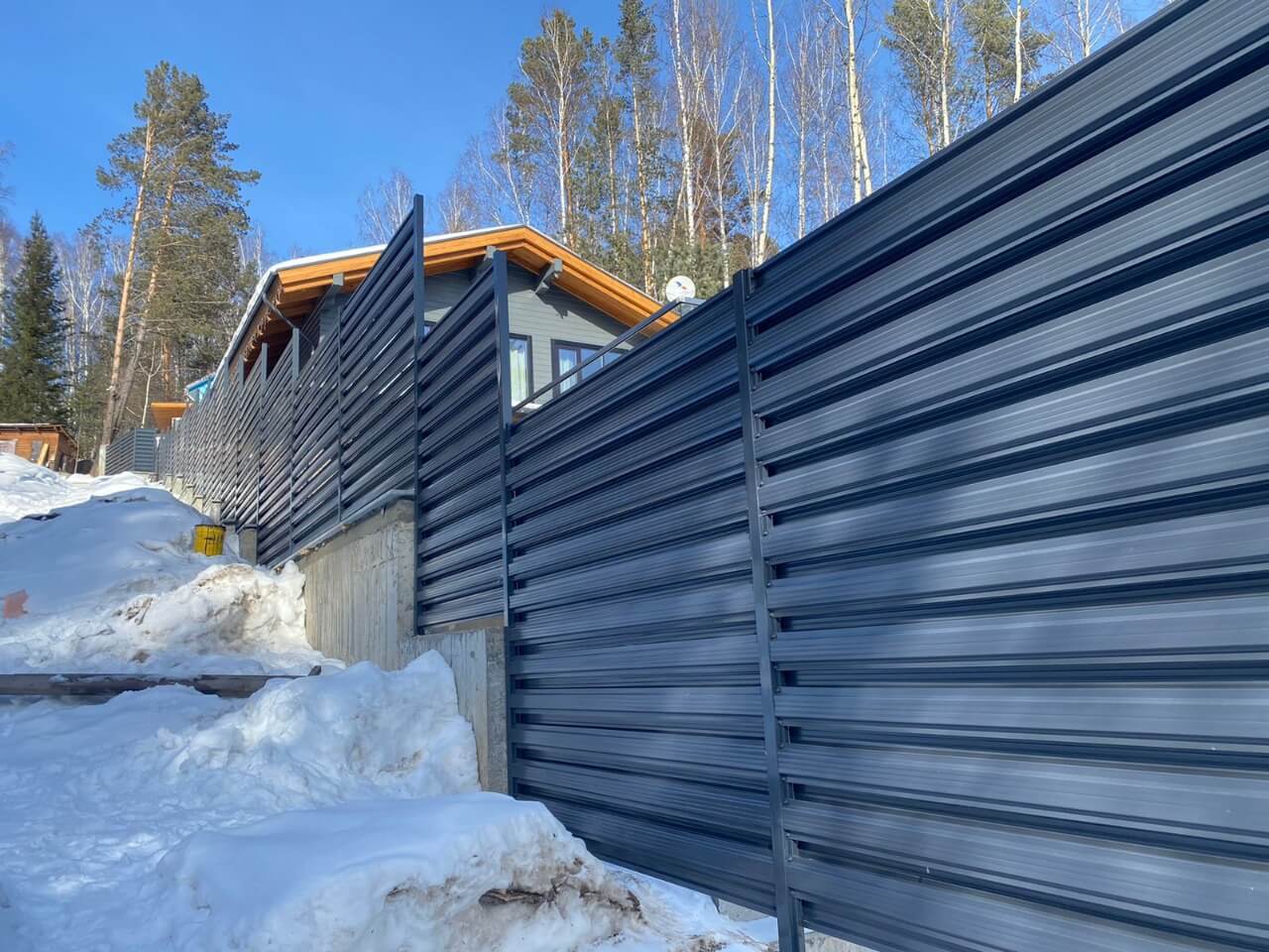забор из штакетника 130м ral7024/7024 серый графит фото5 в Брянске