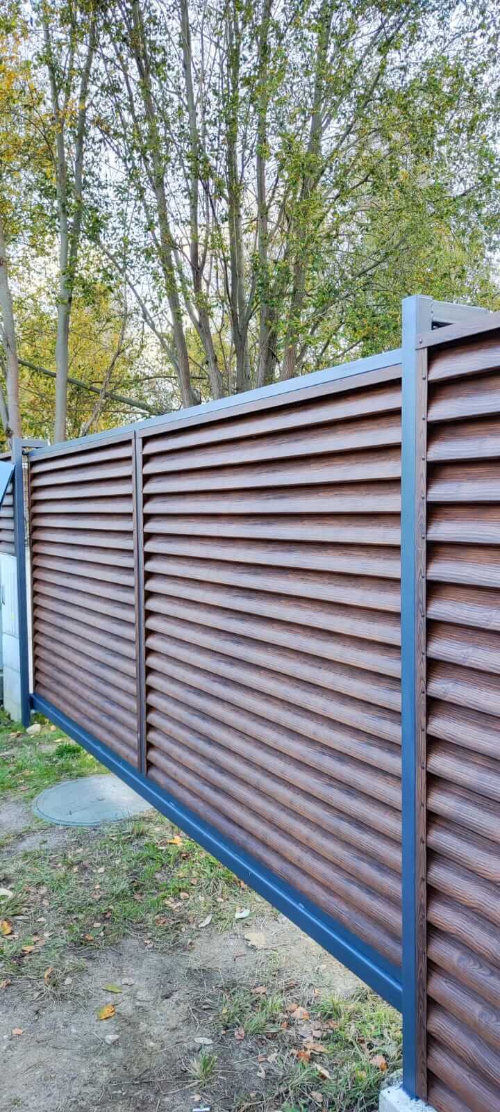 забор-жалюзи с ламелями еврожалюзи printech каштан фото3 в Брянске