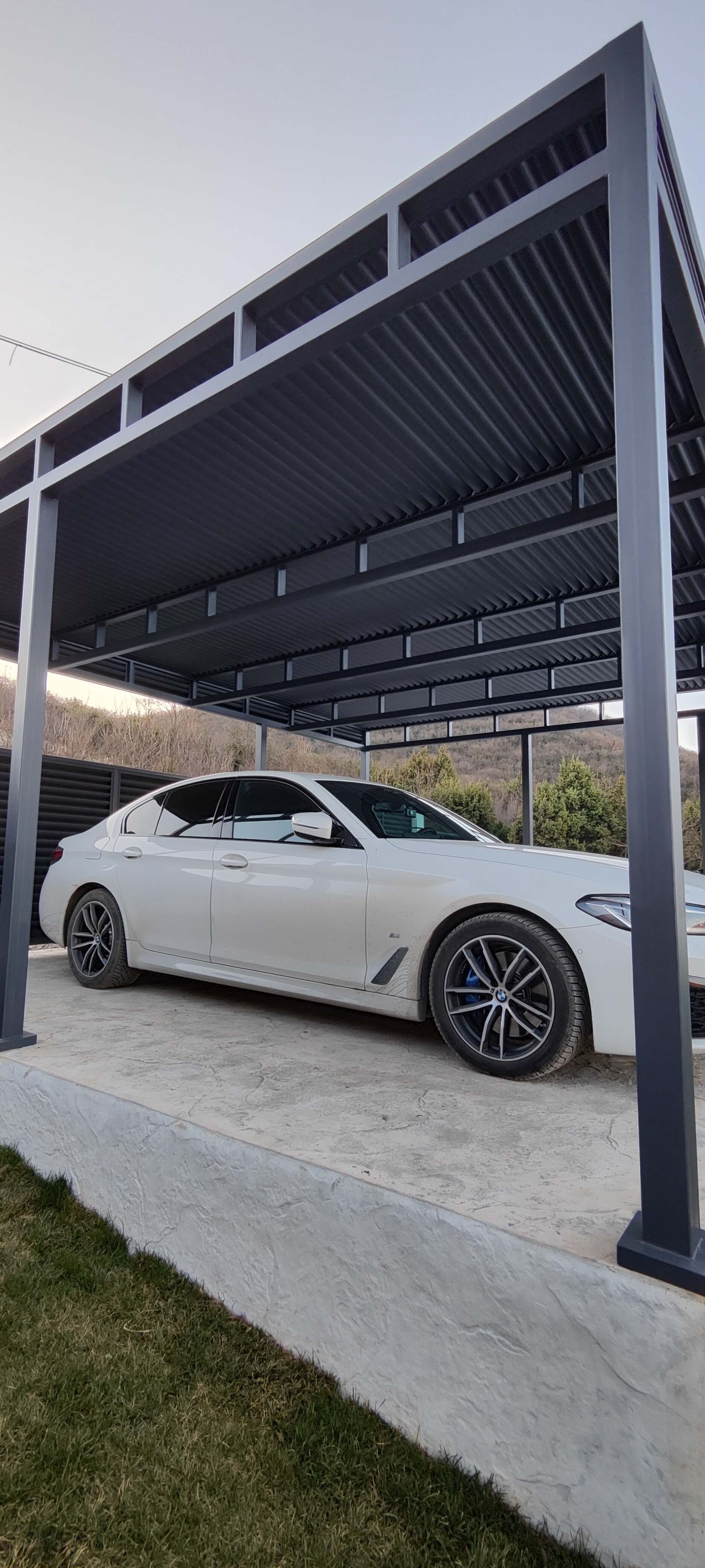 забор-жалюзи + пергола из ламелей ral7024/7024 Серый Графит двусторонний фото4 в Брянске