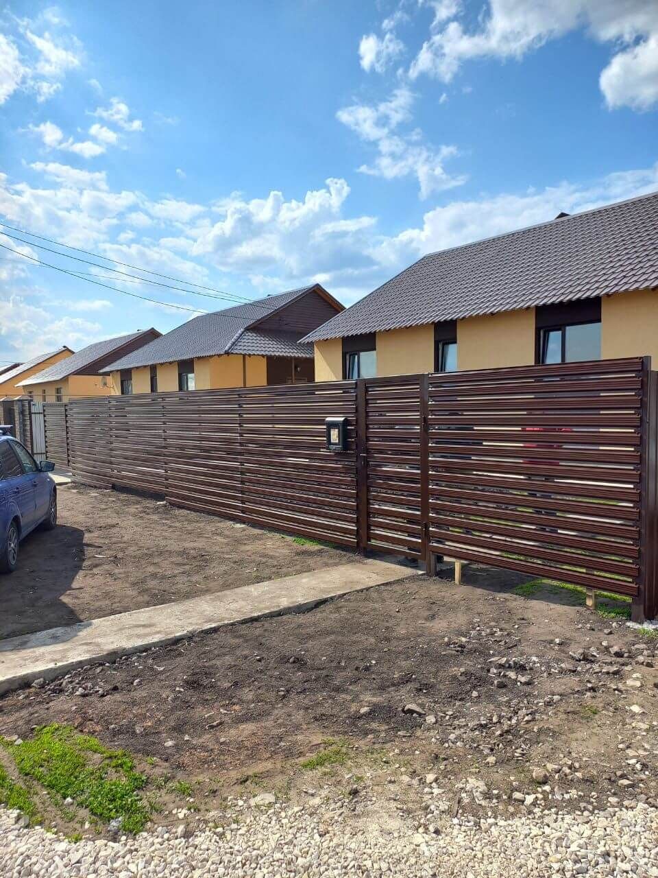 Забор-ранчо из широкого штакетника 24м RAL8017/8017 Шоколад двусторонний в Брянске