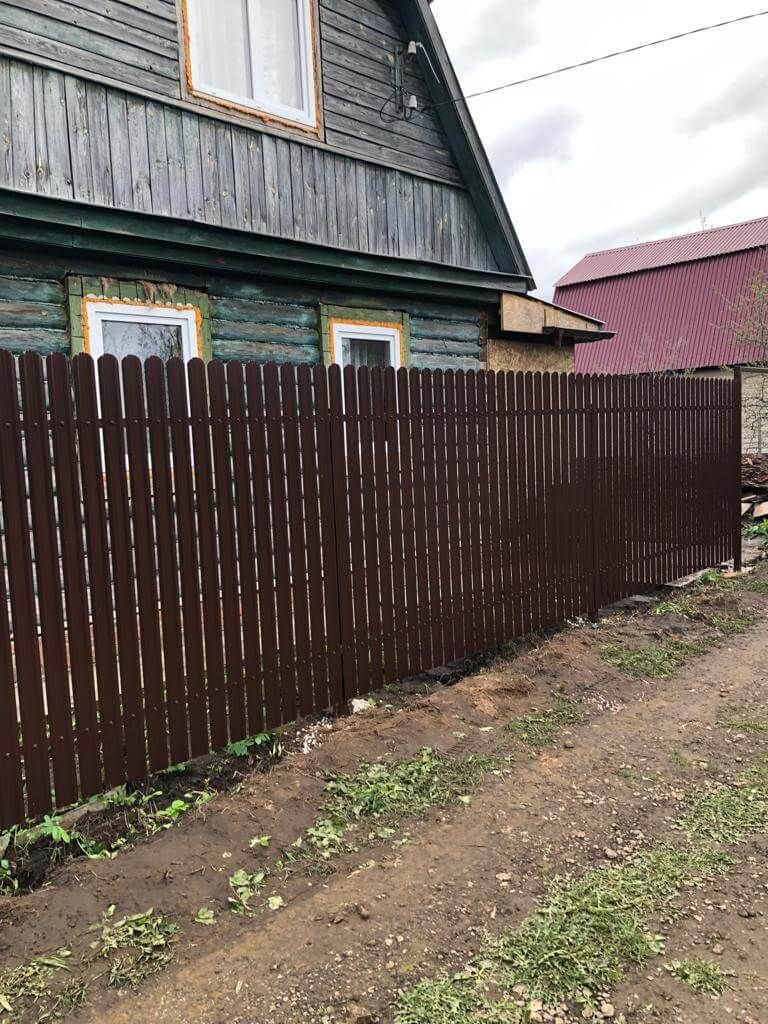 Забор из штакетника ЭКО-М 22м RAL8017/8017 Шоколад двусторонний в Брянске