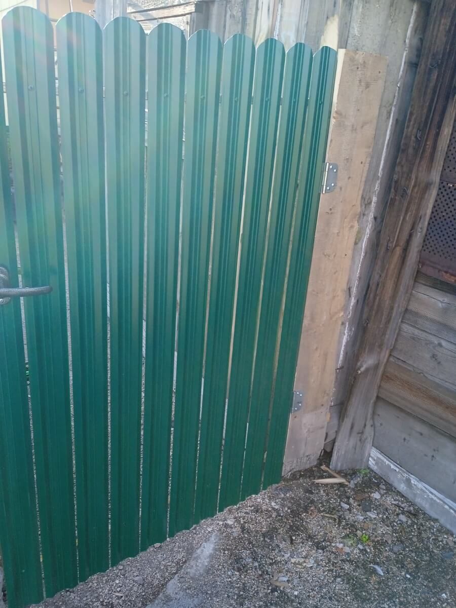 Калитка из штакетника ЭКО-М RAL6005/6005 Зеленый Мох двусторонний фото 1 в Брянске