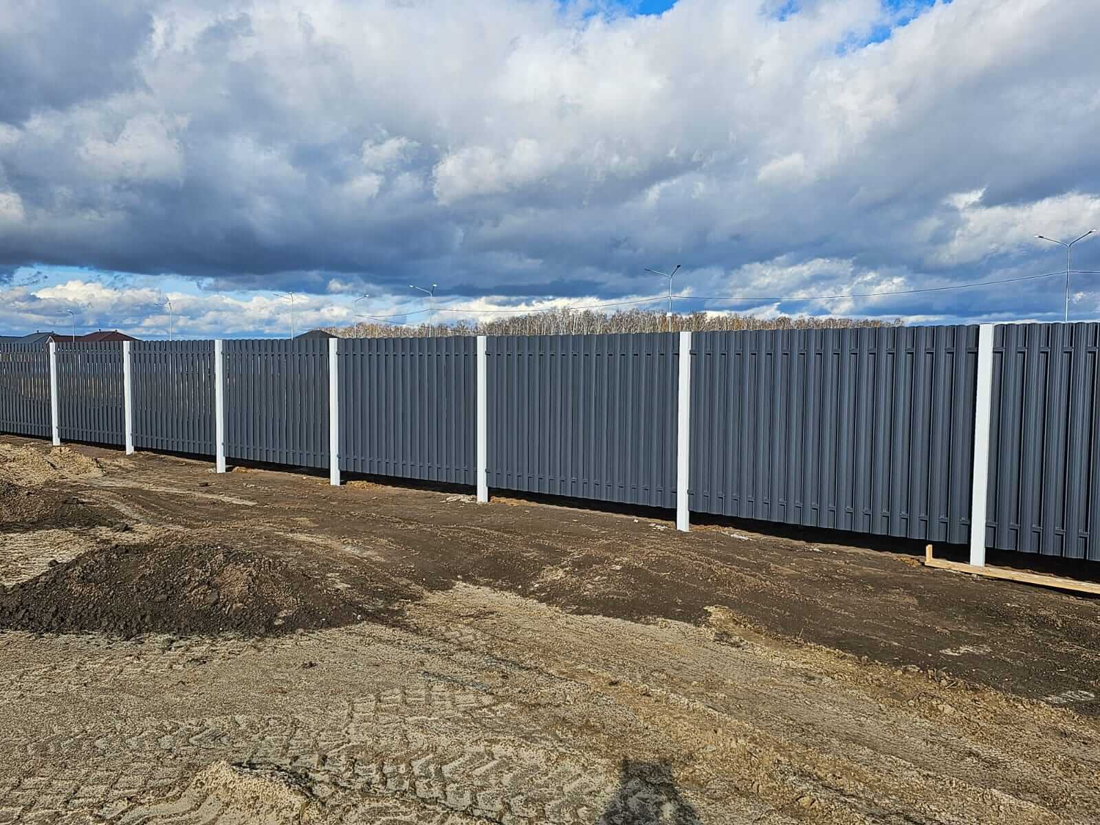 Забор из евроштакетника 234м RAL7024/7024 Серый Графит двусторонний фото 2 в Брянске