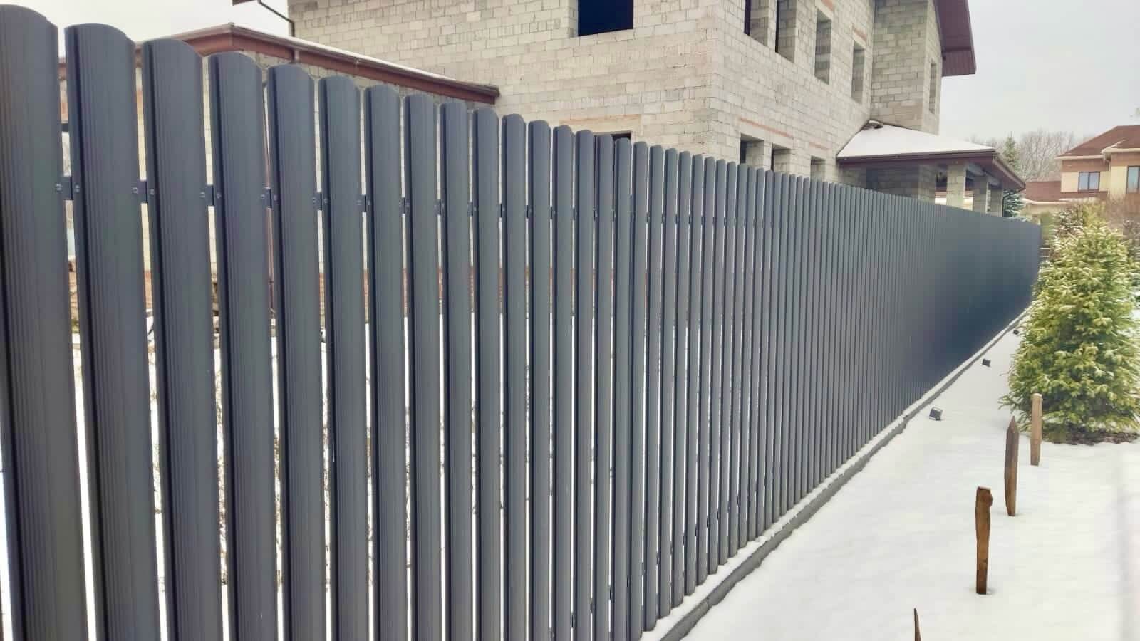 Забор из евроштакетника 33м RAL7024/7024 Серый Графит двусторонний МАТТЕ в Брянске