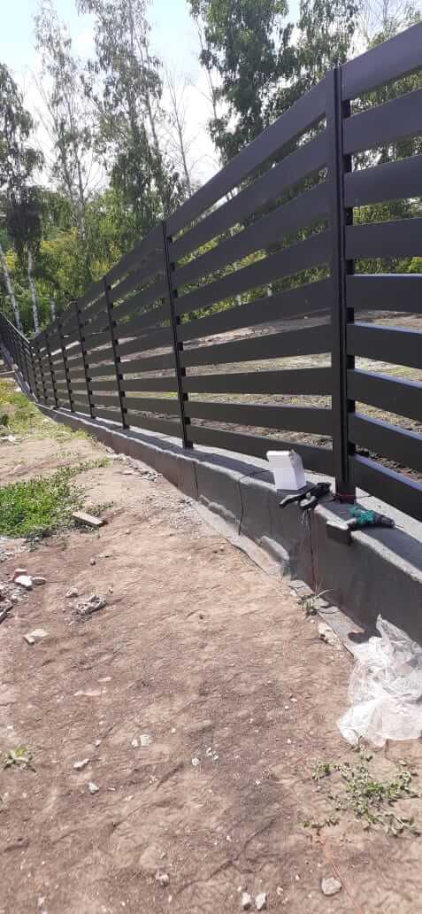 Забор-ранчо из металлопланкена 48м RAL9005 Черный МАТТЕ фото 1 в Брянске