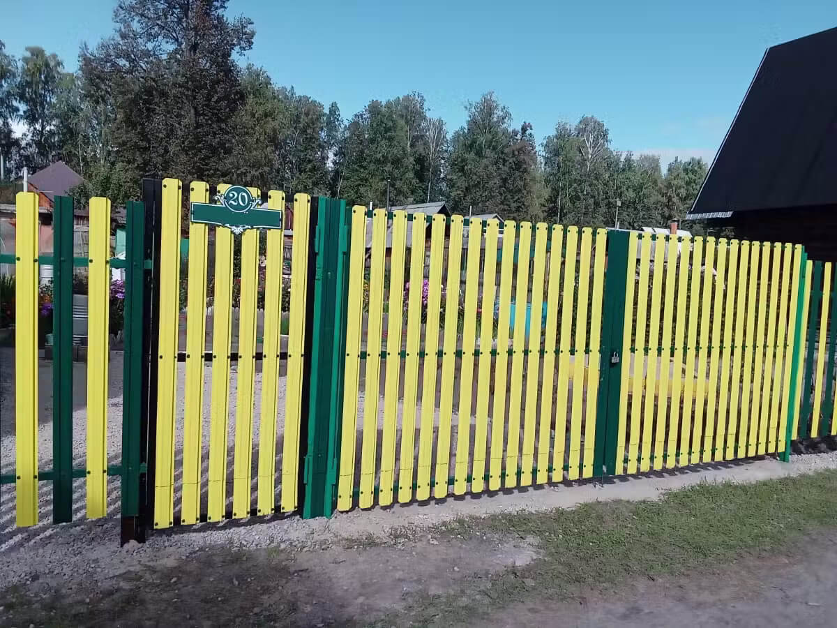 Забор из евроштакетника 13м RAL1018 Желтый в Брянске