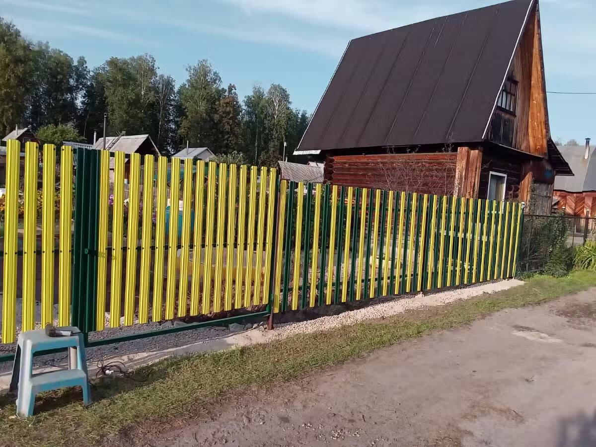 Забор из евроштакетника 13м RAL1018 Желтый фото 3 в Брянске