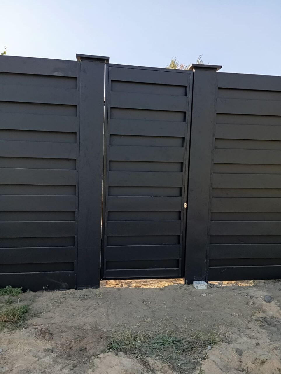 Забор-ранчо из металлопланкена 37м RAL9005 Черный МАТТЕ фото 3 в Брянске