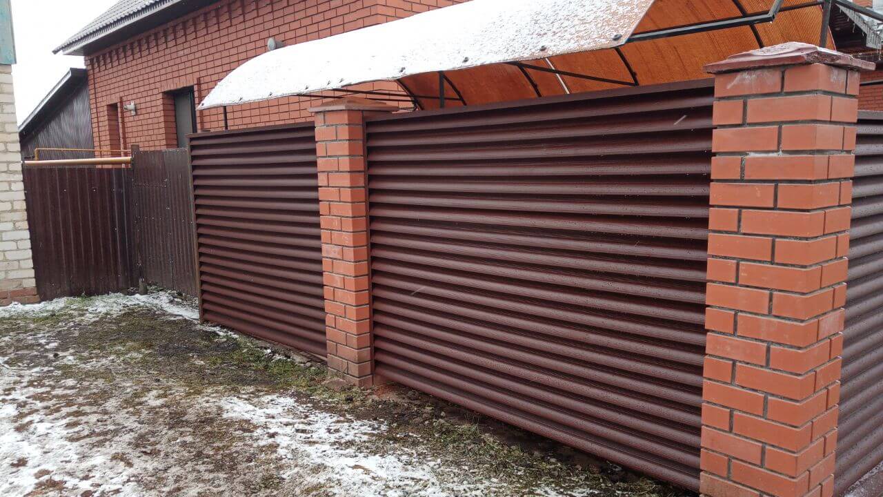Забор из ламелей еврожалюзи 12м RAL8017/8017 Шоколад двусторонний МАТТЕ фото 4 в Брянске