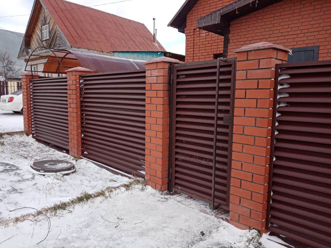 Забор из ламелей еврожалюзи 12м RAL8017/8017 Шоколад двусторонний МАТТЕ фото 2 в Брянске