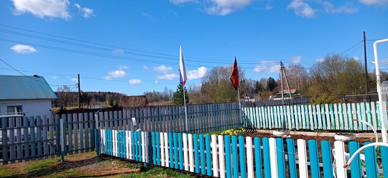 Забор из евроштакетника 16м RAL5021 Морская Волна, RAL9003 Белый фото 3 в Брянске