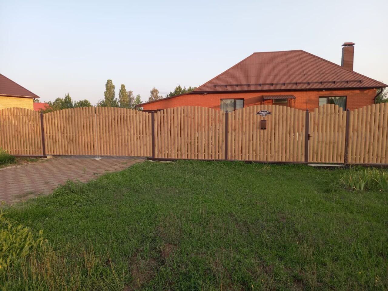Забор из евроштакетника 24м Клен Светлый SteelArt фото 3 в Брянске