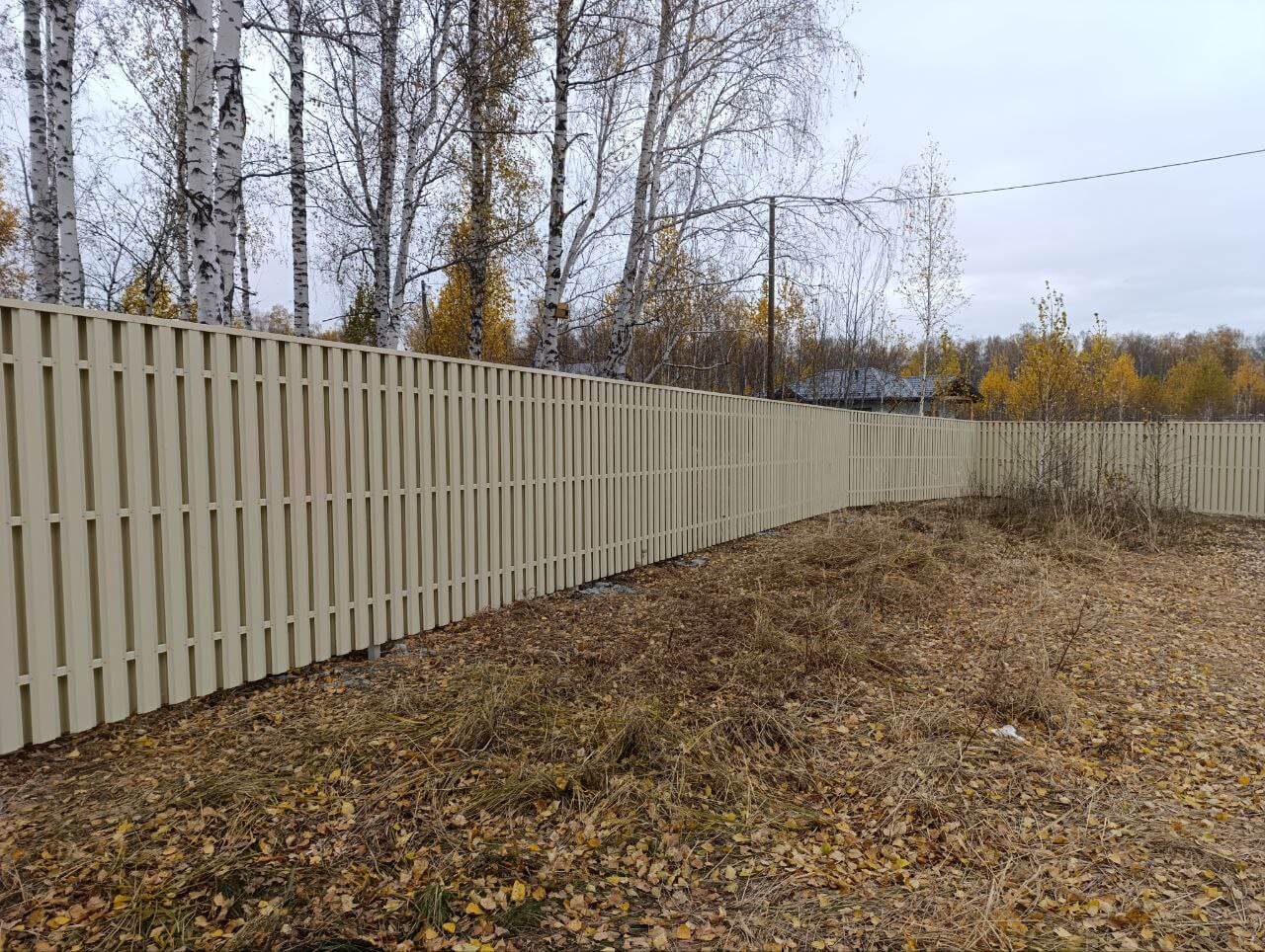 Забор из евроштакетника 140м RAL1015/1015 Слоновая Кость двусторонний фото 1 в Брянске