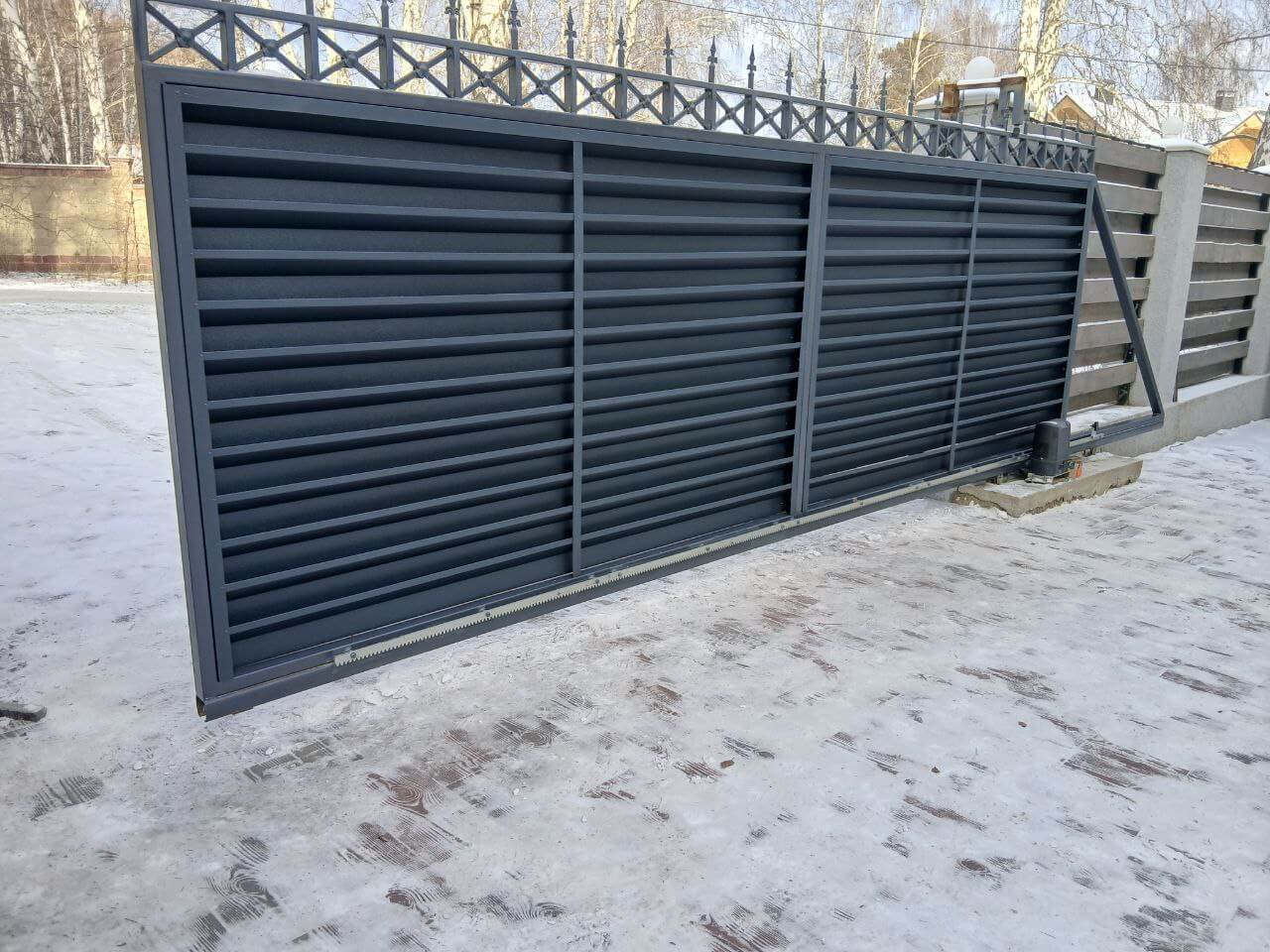 Входная группа из ламелей Хай-Тек RAL7024/7024 Серый Графит двусторонний МАТТЕ фото 8 в Брянске