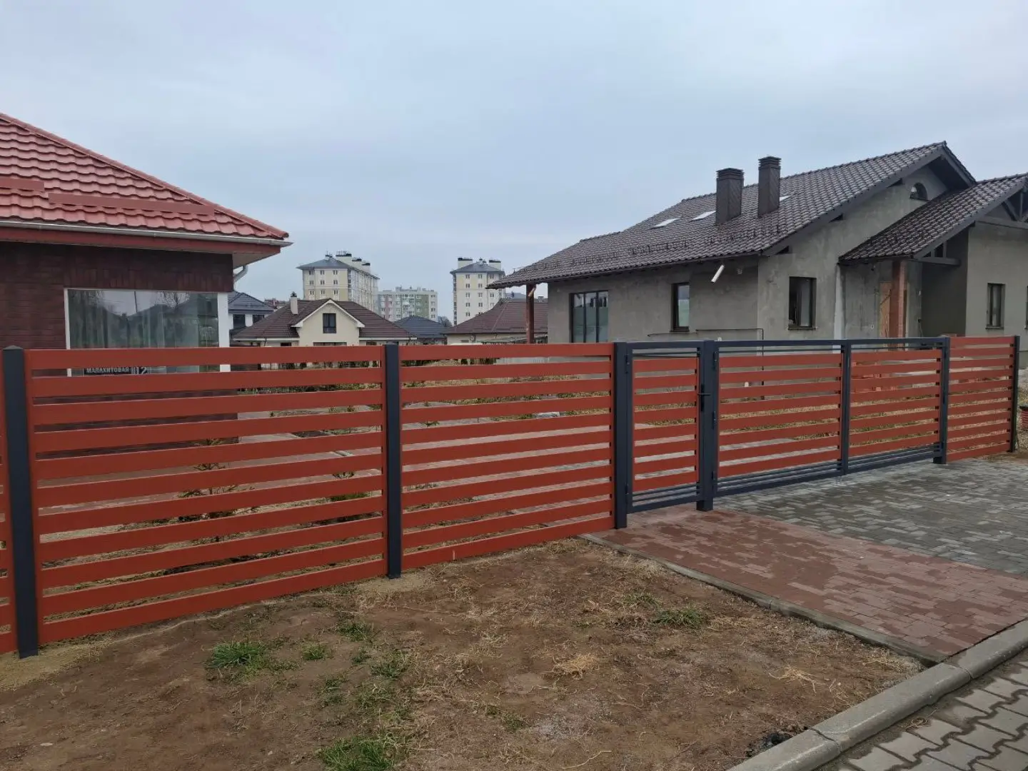 Забор-ранчо из металлопланкена 18м RAL8004 Терракотовый в Брянске